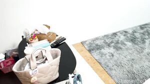 4 months pregnant! Amateur impregnated by her adulterous boss. I take a picture of the growth record of a beautiful pregnant woman with great style and sensitivity. The pregnant woman’s wish to be pregnant is suddenly turned into a threesome orgy! The fir