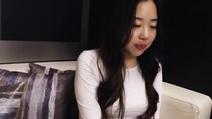 A young lady who is too shy and too nervous. *Uncensored and Nakadashi.