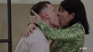 Lady Dee, Tiny Tina - Pop Over for a Threesome