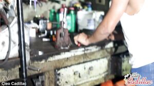 Cleo Cadillac - Ela Pediu Rola E O Borracheiro Meteu Forte