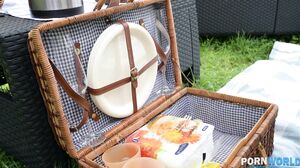 Busty Nympho Babe Jennifer Mendez Enjoys A DP Threesome