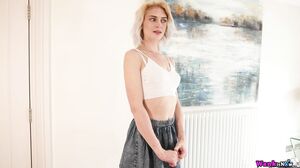 WankItNow - Georgia Brown Finger Discount