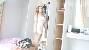 Loly Lips - Helpes Russian Slut Get Orgasm