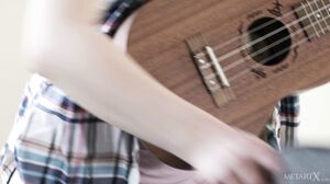 The Right Notes - Freya Mayer