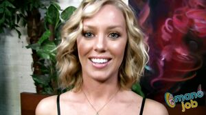 Mano Job - Nicole Aniston in Nicole's facial blast