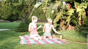 SapphicErotica - Aneta, Jenny.Lawn Licking