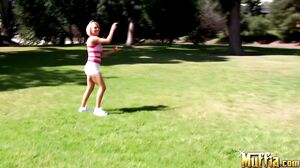 Krissy Lynn, Phoenix Marie - Kites And Coochies