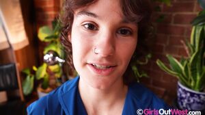 GirlsOutWest - Cedar And Jessa J Warm 2