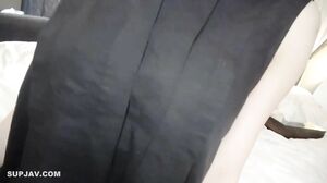 Pleasure leaking married woman NTR – wet, sweaty, sexual desire release one-on-one lesson at the end of gym! Various juices leaked ♡ [No