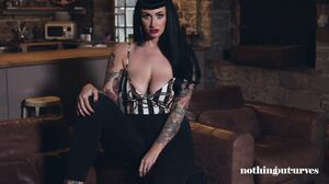 Cherrie Pie - Belle De Jour (nothingbutcurves)
