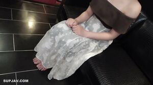 Miracle again! This beautiful girl is a 1./dai* girl who wants to be an idol. She shines in a special live performance and she is the real thing!