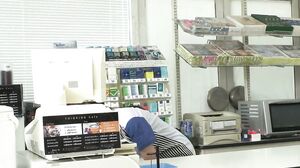 CAWD-688 Short-time Affair Was Repeatedly Carried Out During A 30-minute Break With A Part-time Convenience Store Wife Who Satisfied Her Need For Approval With A Secret Account In The Back Yard. Mayuki Ito (Blu-ray Disc)