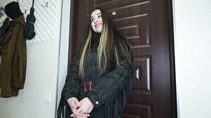 Fiona Brandy - Amateur stepsister came home late and gave sloppy, gagging deepthroat with big facial finish.