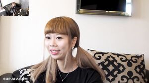 500yen! The most beautiful and beautiful girl in the world is a beautiful girl with a beautiful pair of tits! She is a very hot girl! She squirts a lot with a toy while standing up! Marina-chan Chapter 2 [Foreign Version