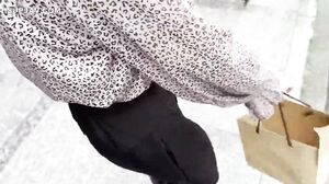 Mako’s first experience with a sexual intercourse and she’s soaking wet. She is a young girl who has just started her career in porn. There is a blowjob removal video and another viewpoint camera bonus.