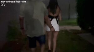 Fui conhecer o condominio onde meu mora, brinquei no balanco do parquinho e brinquei no terraco dando minha bucetinha