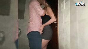 Milipilisex420 - Slutty girl fucking on PARTY BATHROOM | Argentina