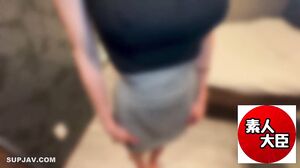 The second super body of outstandard super body that looks more radical than naked in a tiny bikini! She has a beautiful big tits that are boldly showing off..!