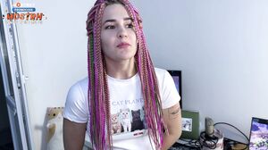 Remlic - Spilleren var glad for sejren og suttede min store pik. Så gav hun sig selv til...