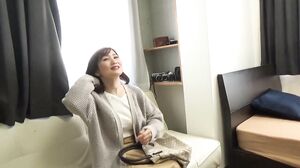 SIRB-003 Amateur married woman interview theBEST 3 Her soft skin is irresistible! Plump young wives