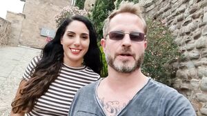 Linda Del Sol - Paul Stalker Sex-Capes In Barcelona S1-E4