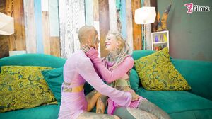 Anuskatzz & Lily Lu & Nahluu - First Porn