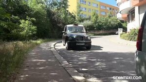 SexInTaxi E70 Joana Intense CZECH