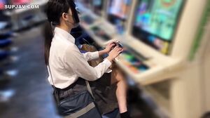 Kendo contestant 180cm tall girl’s first bareback creampie