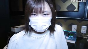 A married woman who works at a supermarket is forced to sell her body for the sake of her husband’s money problems, and is even forced to sell discounted products.