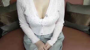 First-time filming of a half-Japanese, celebrity-like beautiful young wife. She decides to do a sex tape in search of her second cock in her life.