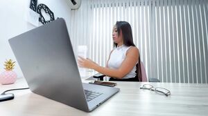 Daniela Andrea - Andrea Cogida Por El Doctor in 4K