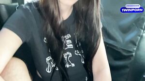 airaccoon - Teen whore suck my dick and lick balls in car