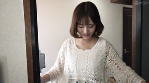 VOTAN-103 Adultery sex that enjoys extreme risk at the home of a housewife whose husband returns home in about an hour