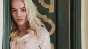 Emma White - Hottest White