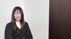 An innocent college student gets fucked and fucked by a guy and even gets Nakadashi! I love thick and hard cock…