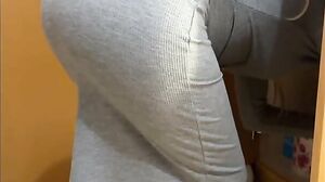 Alejandramoviess - Sexo Con Mi Amigo El Soltero , Follando Estilo Perrito