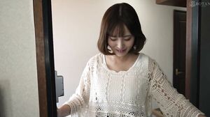 VOTAN-103 An affair sex where a housewife enjoys extreme risk at home when her husband comes home in about an hour