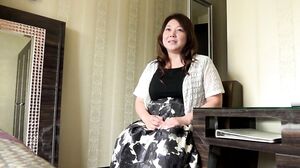 ZOOO-154 Thick! A fifty-year-old mature woman with a sexual desire that is hard to believe for someone in her fifties asks for creampie 2