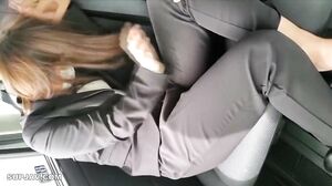 A former female announcer wife repeatedly runs away from her husband and starts paying off her debts with non-standard squirting