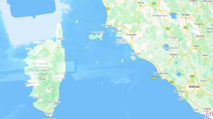 Z-Filmz - Anuskatzz And Silvia Soprano Picks Up Pussy