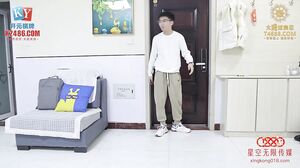 Ai Ling - Flirtatious Daughter-in-law Seduces Father-in-law for Sex XKKY-010