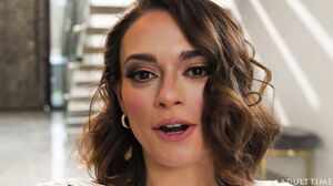 AdultTime - Sophia Burns - Up Close with Sophia Burns