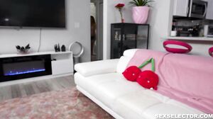 Molly Little - Send Nudes