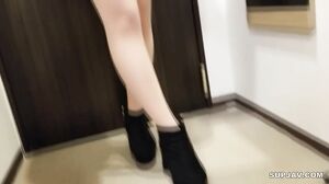 Face out Creampie Gonzo I was irritated by the Im the only one unhappy appeal so I made her wear embarrassing pantyhose and trained me to cum and cum on my face