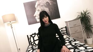 JacquieEtMichelTV.net - 24 Year Old Explosive Latina