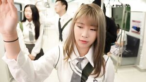 MD-0326 idiot playing with female high school students