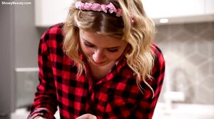 Showybeauty - Alisha Make My Photo