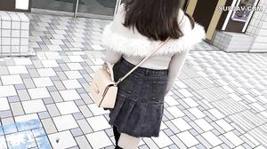 Beautiful big tits and hairy bottom 19 yr old student Super cute and very stylish but the reason for filming is “I don’t have any money” I thought it was the end of the world but I made sure to make a Nakadashi cock.