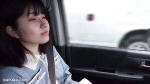 Show your face! She obediently obeys me and goes on a perverted date in public with no panties and no bra…! She is out of control!