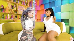 Z-Filmz - Anuskatzz And Kimz - Strap On And Squirt